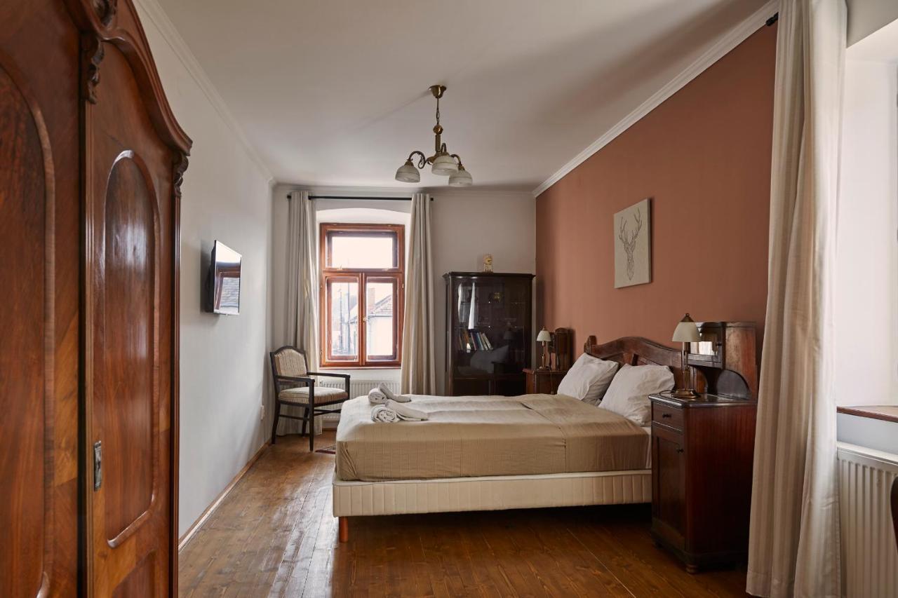 Preselo Pinceszet Es Vendeghaz Bed & Breakfast Erdobenye Ngoại thất bức ảnh
