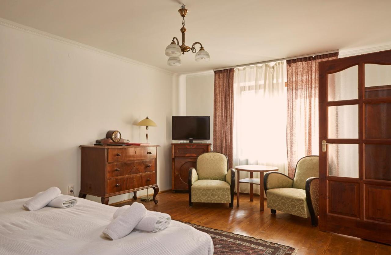 Preselo Pinceszet Es Vendeghaz Bed & Breakfast Erdobenye Ngoại thất bức ảnh