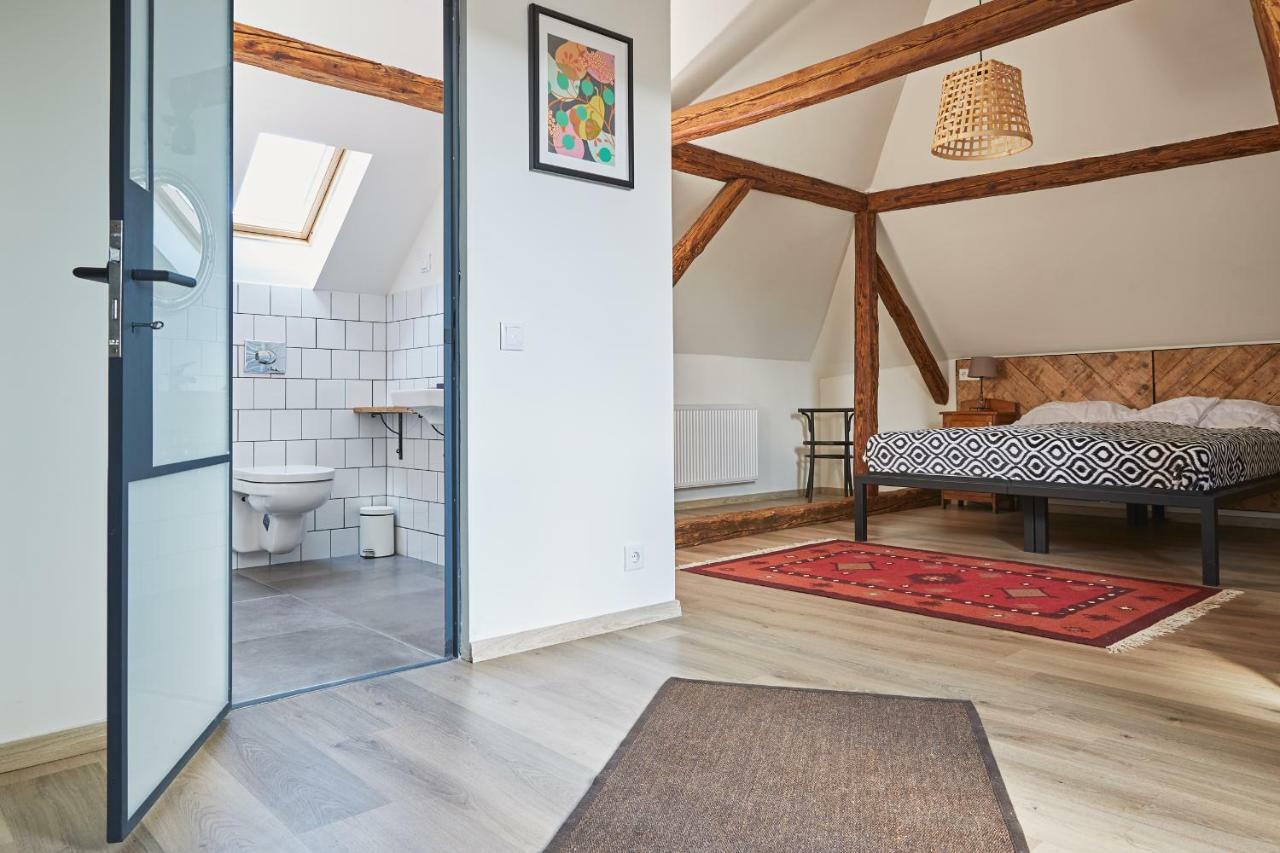 Preselo Pinceszet Es Vendeghaz Bed & Breakfast Erdobenye Ngoại thất bức ảnh